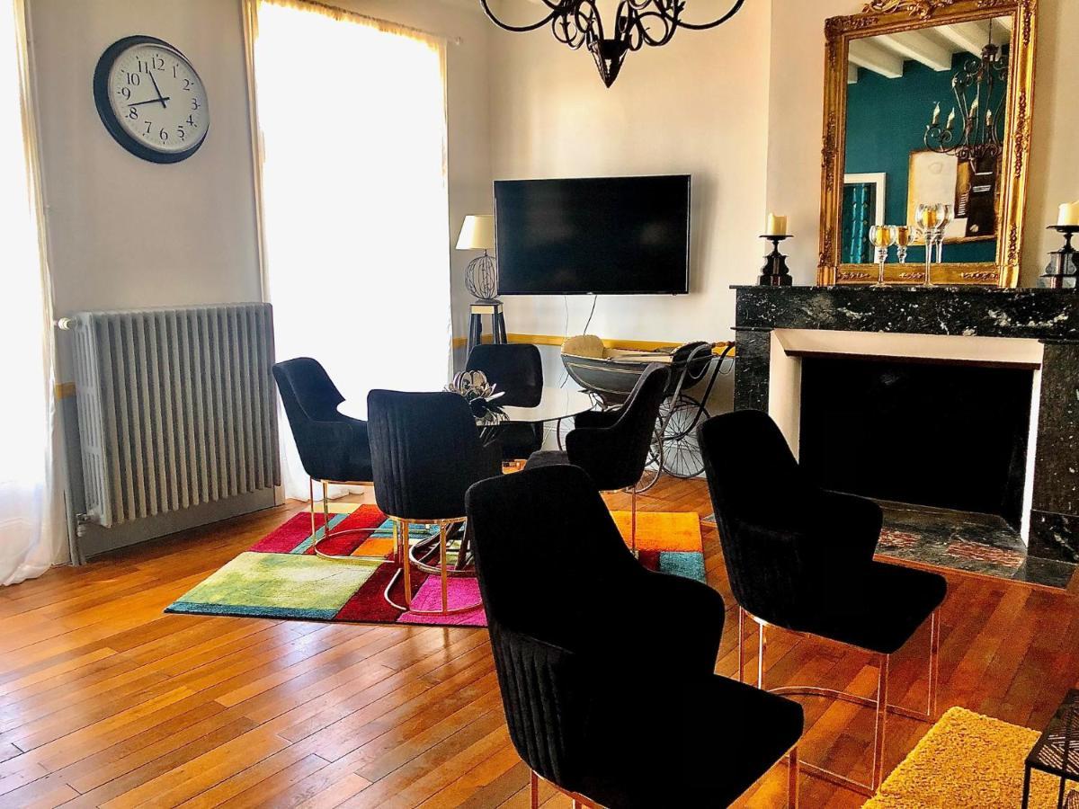 Le Regisseur Apartment Brissac-Quince Bagian luar foto