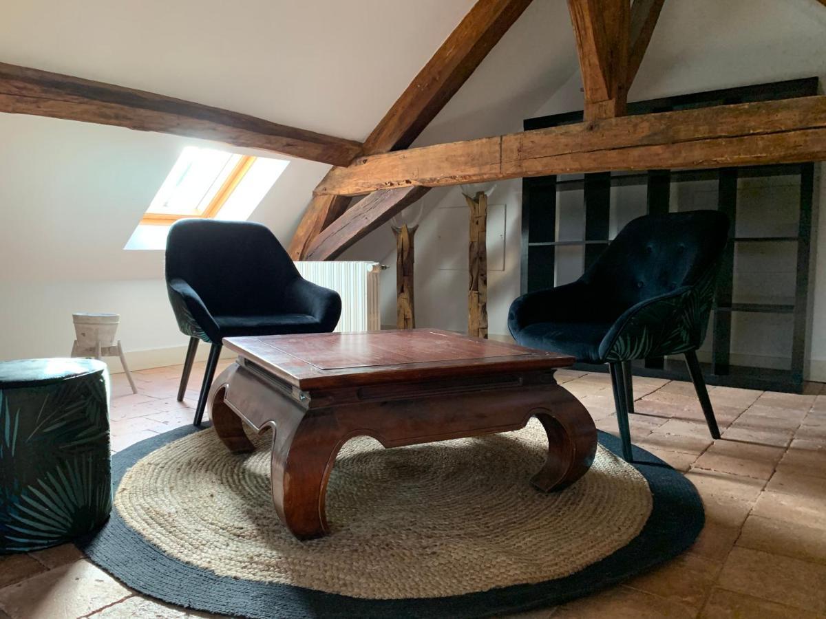 Le Regisseur Apartment Brissac-Quince Bagian luar foto