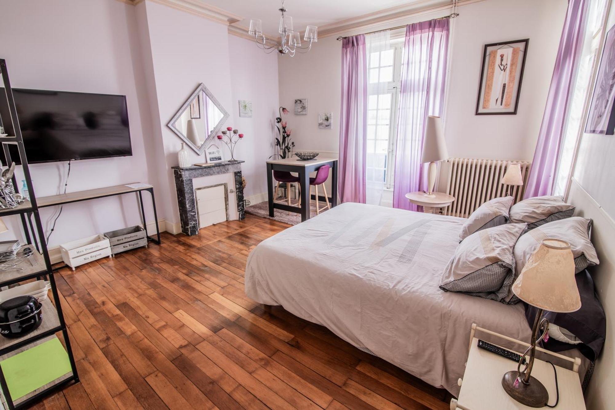 Le Regisseur Apartment Brissac-Quince Bagian luar foto