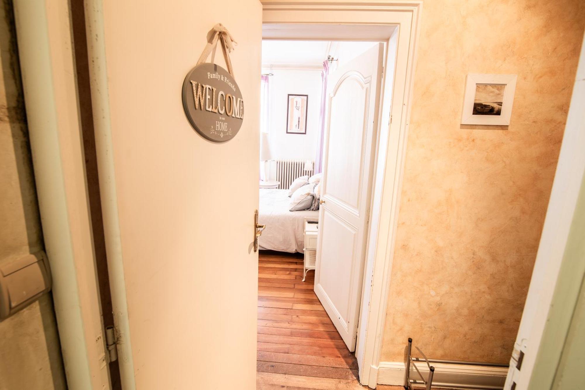 Le Regisseur Apartment Brissac-Quince Bagian luar foto