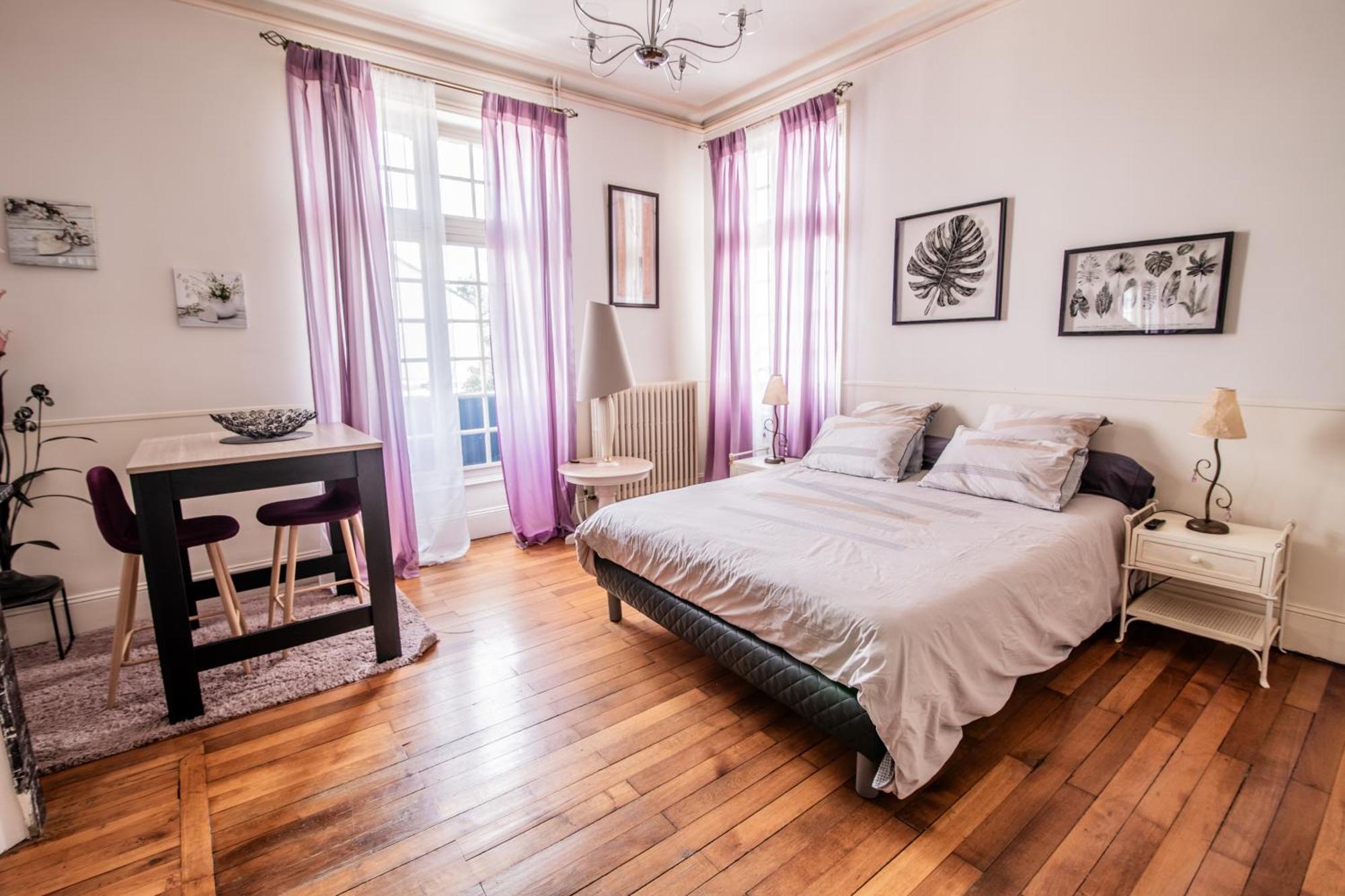 Le Regisseur Apartment Brissac-Quince Bagian luar foto