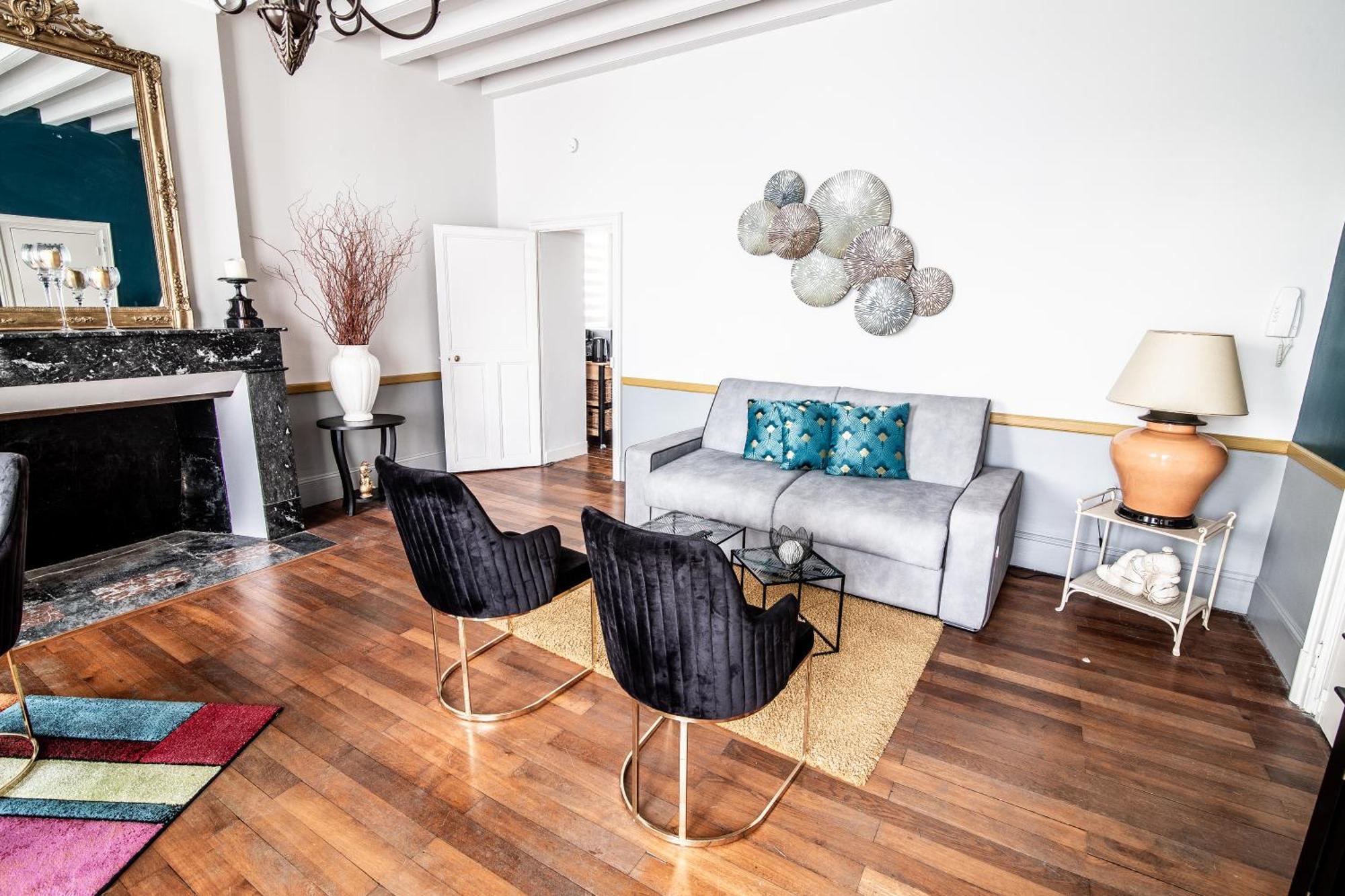 Le Regisseur Apartment Brissac-Quince Bagian luar foto
