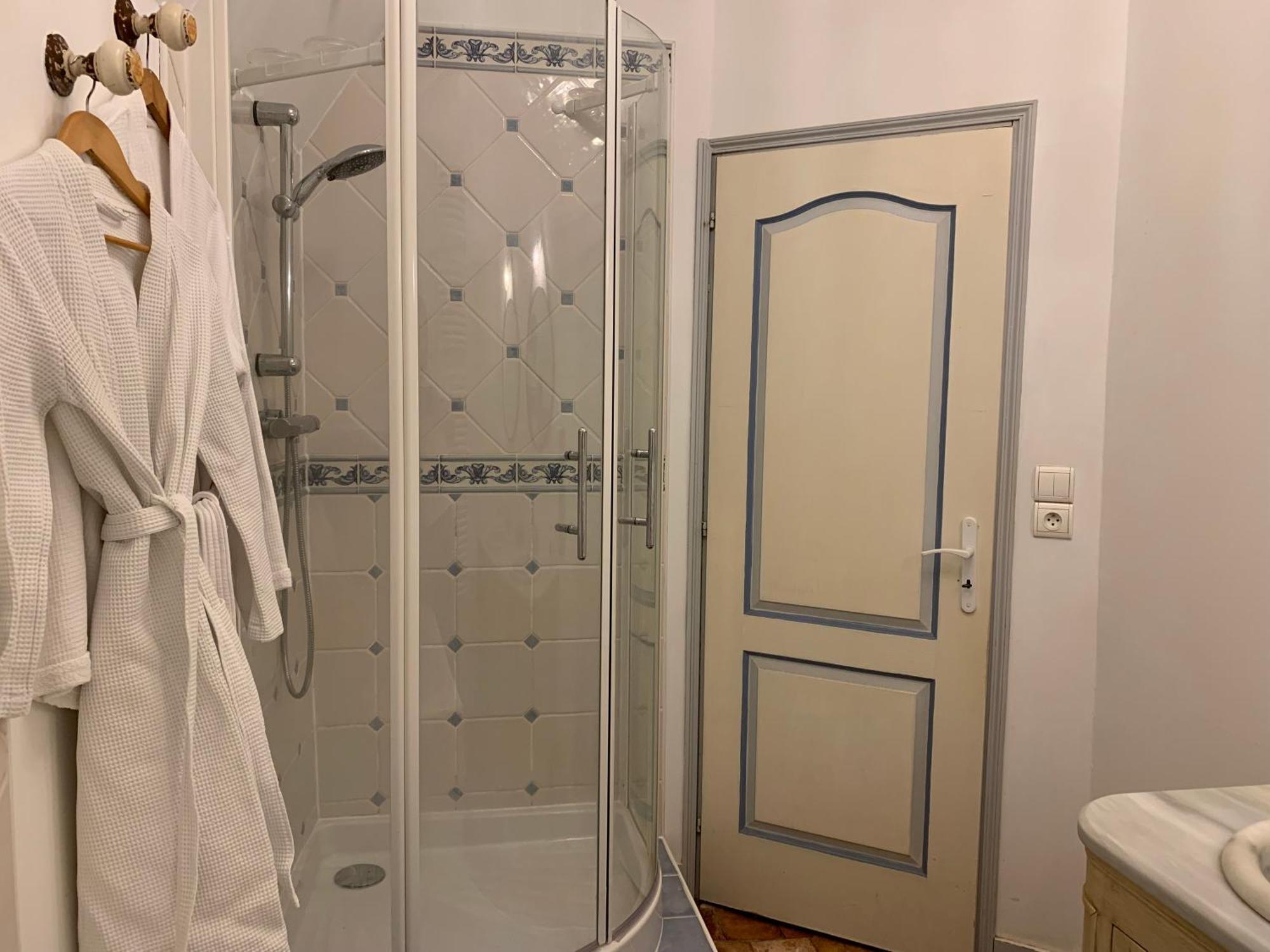 Le Regisseur Apartment Brissac-Quince Bagian luar foto