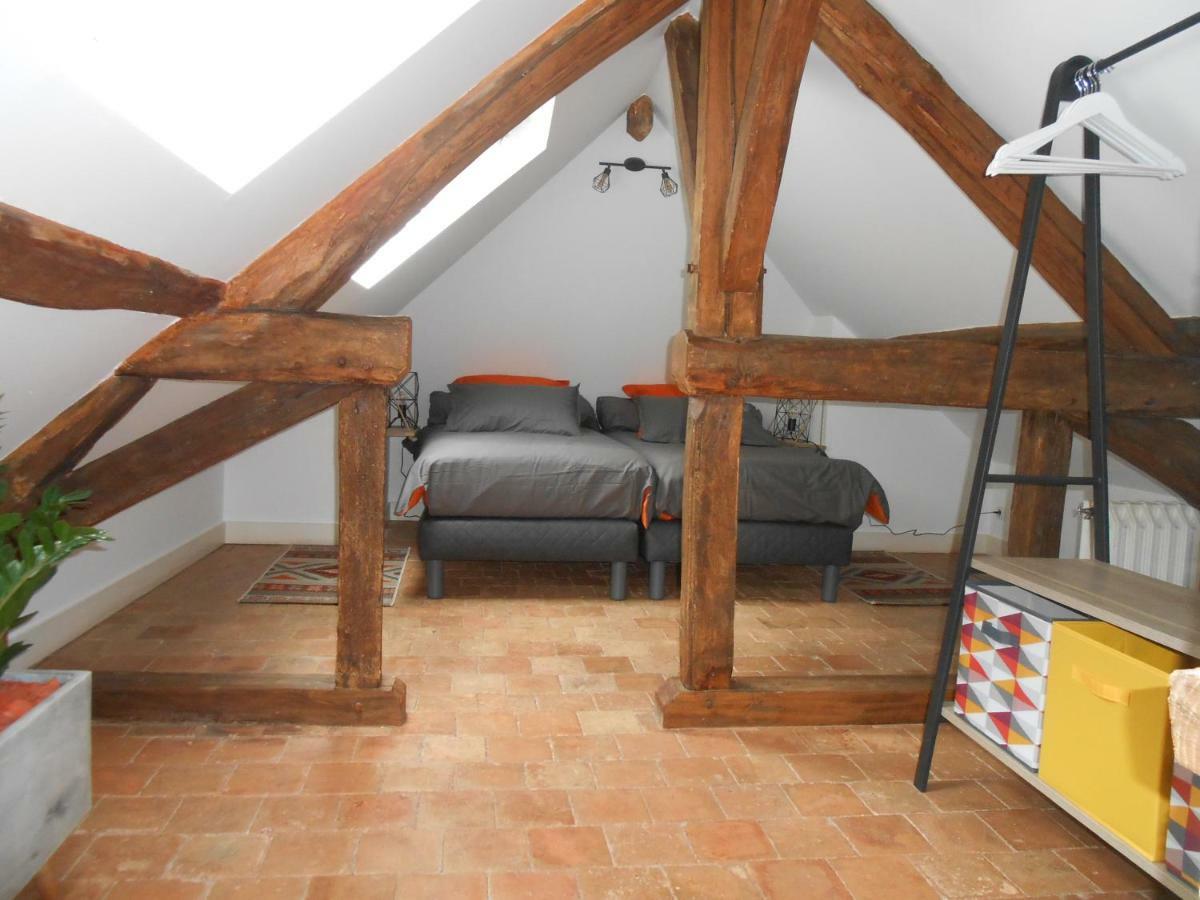 Le Regisseur Apartment Brissac-Quince Bagian luar foto